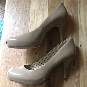 Madden Girl 7.5 Heels